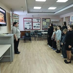 Во Дворце творчества детей и молодёжи прошла тематическая беседа «Уважение к Вечному огню».