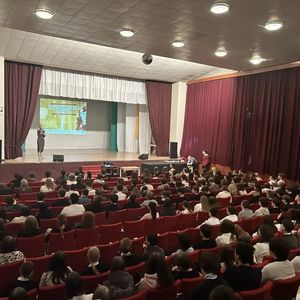 Во Дворце творчества детей и молодёжи прошёл показ документально-игрового фильма «Приказано жить» для старшеклассников образовательных организаций Заречного